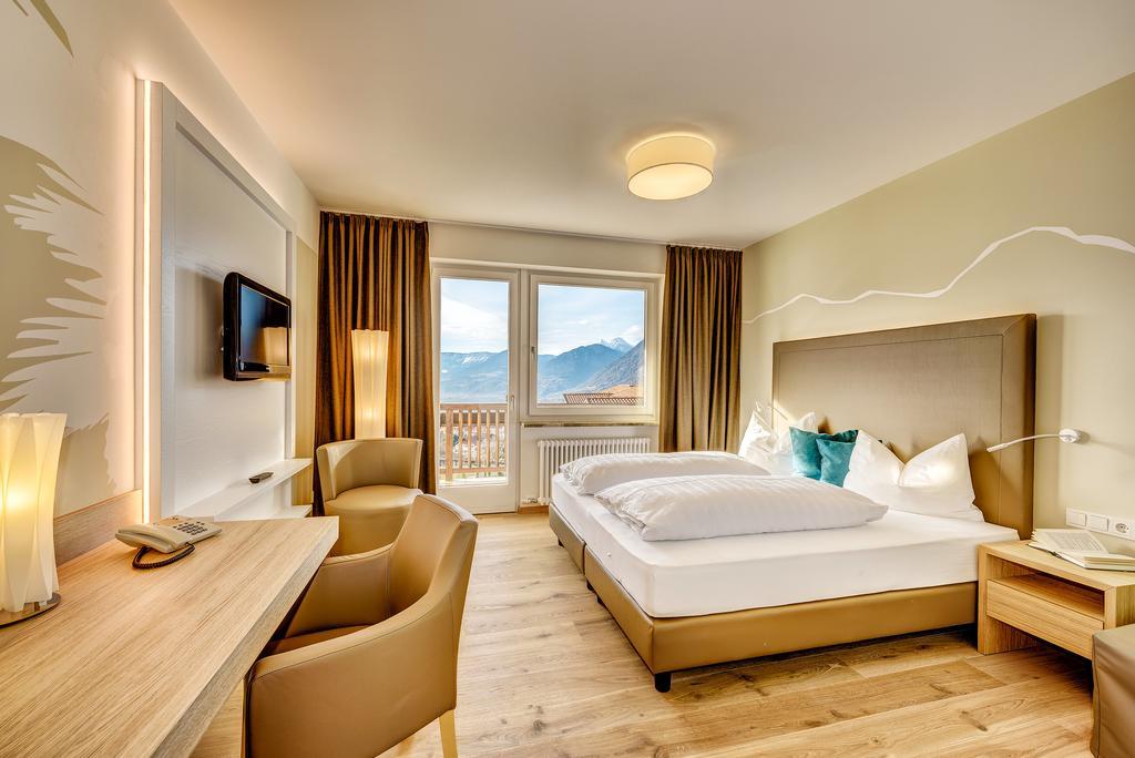Garni Hotel Kessler Tirolo Ngoại thất bức ảnh
